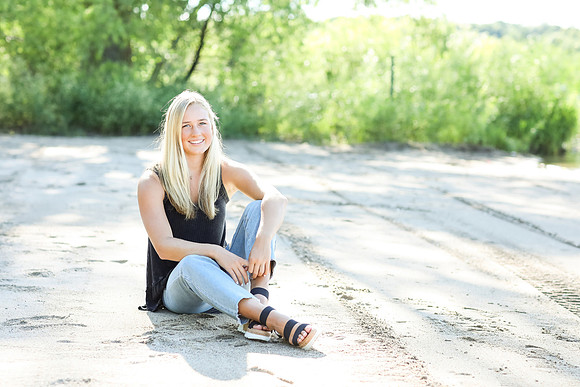 Ellie 597